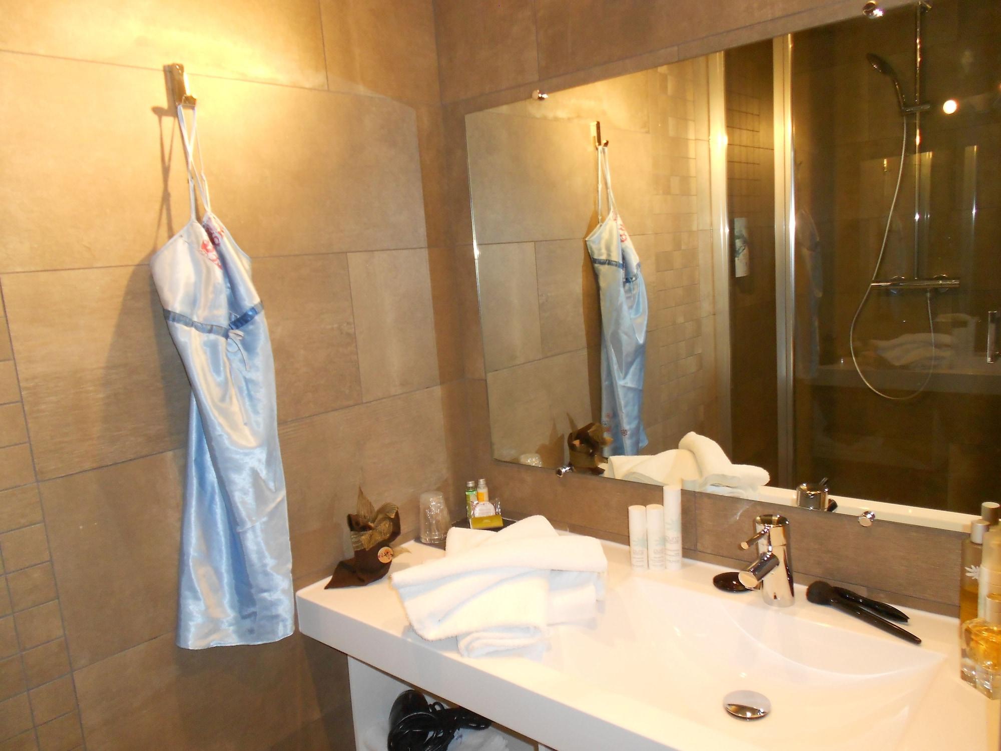 Cit'Hotel Avantici แก็ป ภายนอก รูปภาพ